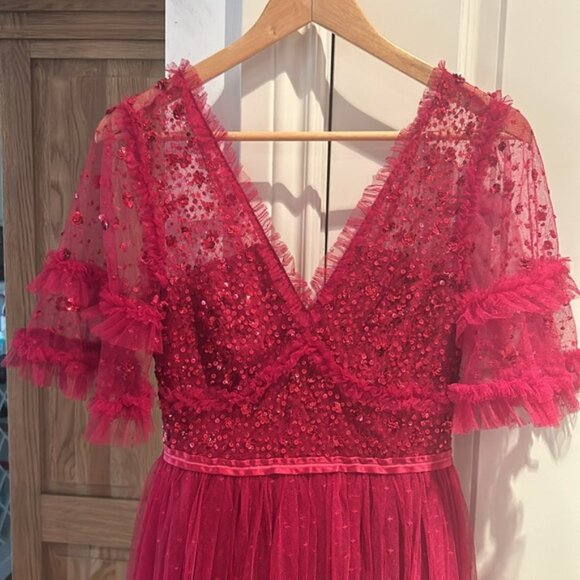 ❌❌SOLD❌❌NWT NEEDLE & THREAD Maybelle Embellished Tulle Fit-&-Flare Dress red 4 - Picture 6 of 13